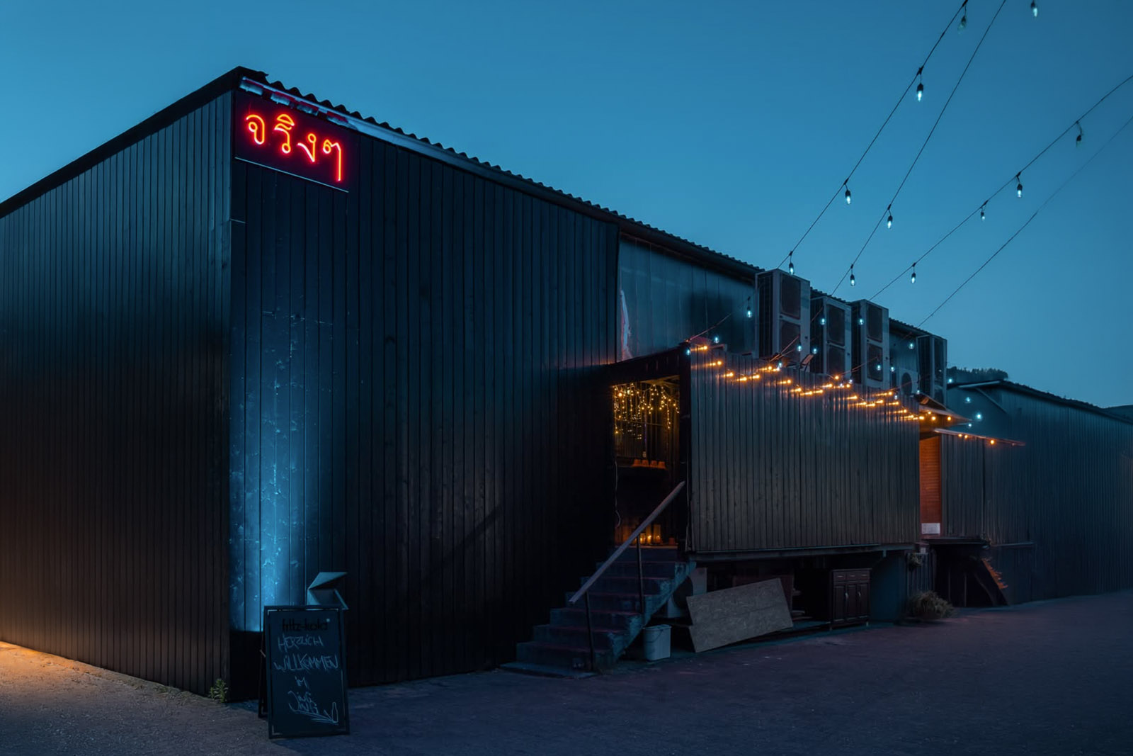 Jing Jing Hamburg – Asian · Bar · Outdoor seating · Vegetarian · Vegan